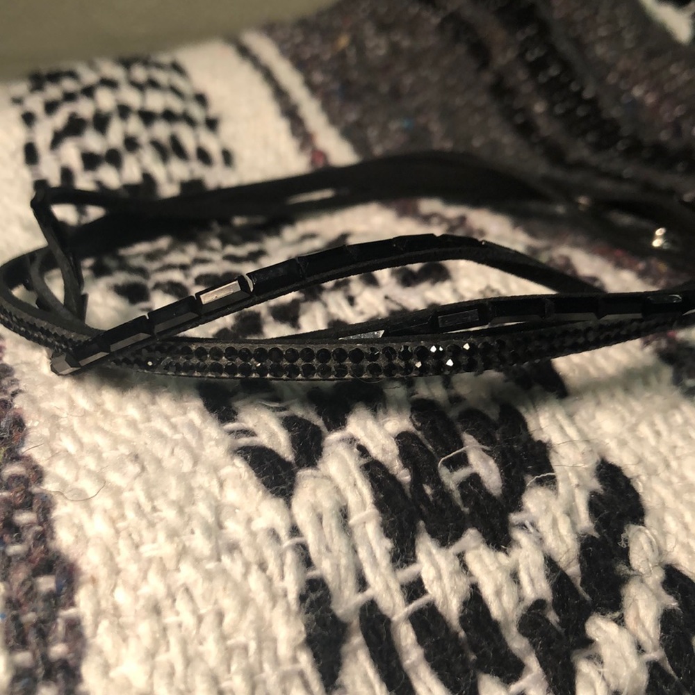 Black Two-in-One Bracelet-Choker Duo